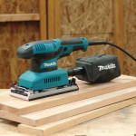 Makita BO3710 Máy chà nhám rung