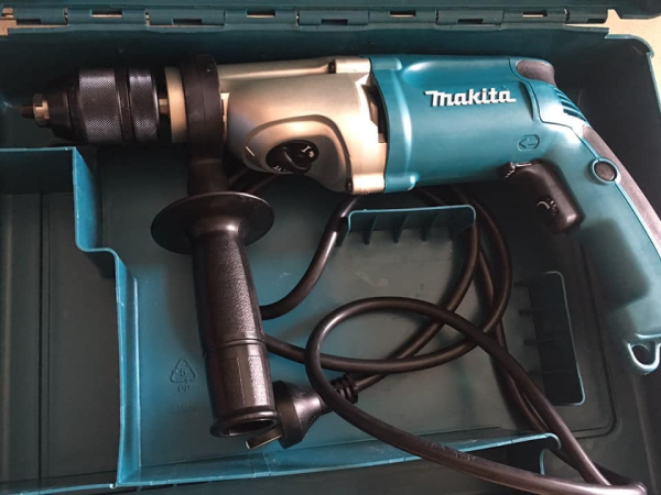 Makita HP2051 Máy khoan búa 2 tốc độ(20mm)