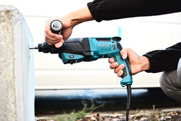 Makita HR2630X5 Máy khoan bê tông 3 chức năng