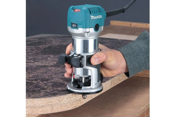 Makita RT0700C Máy đánh cạnh(6,35mm/1/4",9,35mm/3/8")