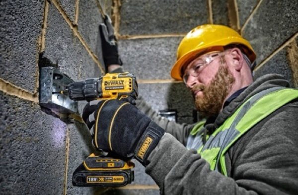 Dewalt DCD708M1 Máy khoan cầm tay Dewalt  20Vmax/BL