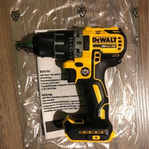 Dewalt DCD791M1 Máy khoan cầm tay 18V