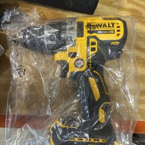 Dewalt DCD791P1 Máy khoan cầm tay 18V