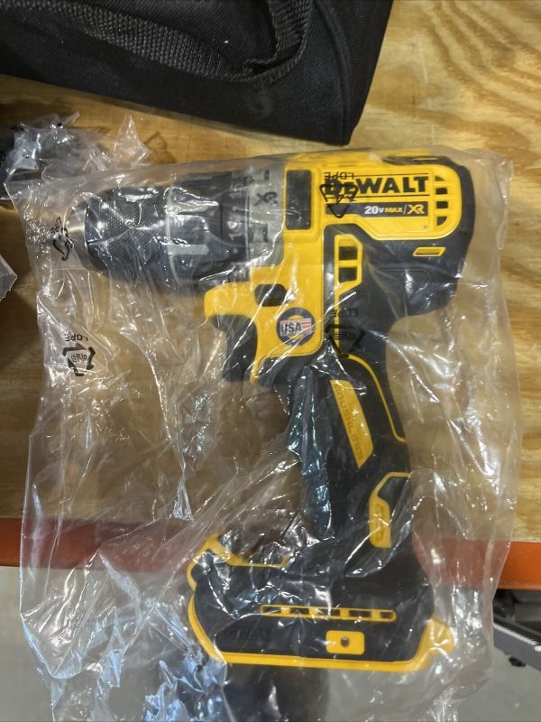 Dewalt DCD791P1 Máy khoan cầm tay 18V