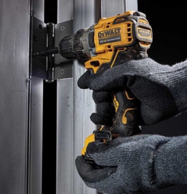 Dewalt DCD709M2 Máy khoan, vặn vít dùng pin Dewalt