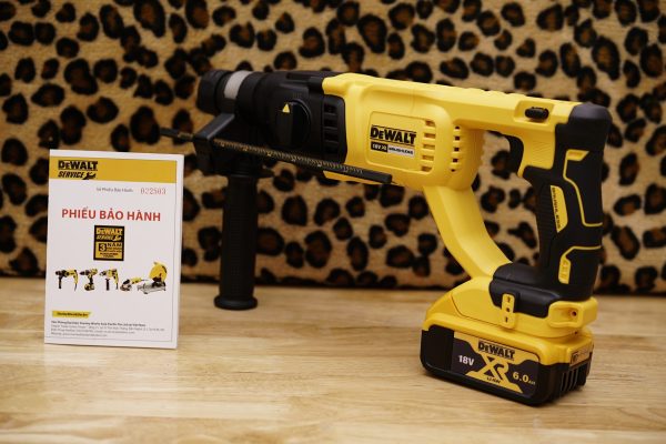 Dewalt DCH133P1 Máy khoan cầm tay 18V-BL 3 chức năng