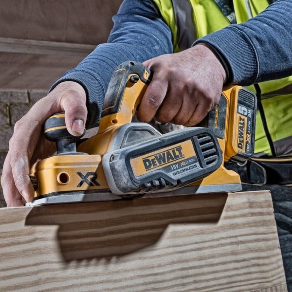 Dewalt DCP580D2 Máy bào cầm tay