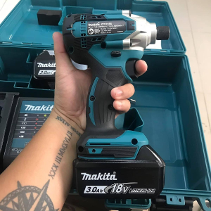 Makita DTD156SFE Máy bắt vít dùng pin(bl1830b*2+dc18sd+ (kèm 02 pin 3.0 + sạc)