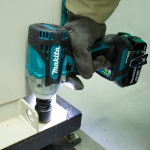 GA7020R01 Máy mài góc Makita (180mm/2200w/công tắc bóp)