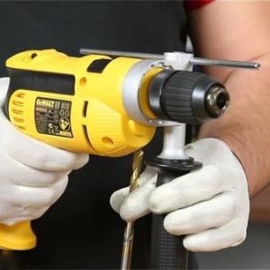 Dewalt DWD022K-B1 Máy khoan cầm tay 550W-10mm