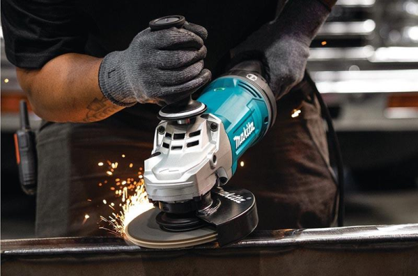 Makita GA7070 Máy mài góc(180mm/2800w/công tắc bóp)