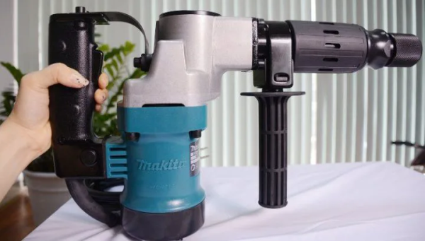 Makita HM0810TA Máy đục bê tông(chuôi lục giác 17mm)