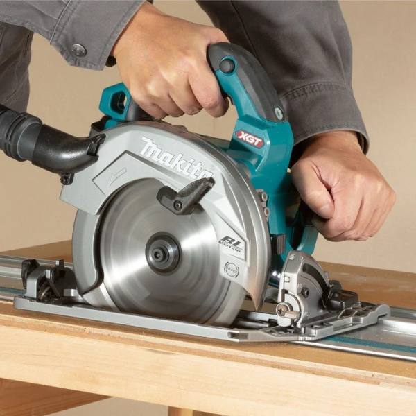 Makita HS004GM201 Máy cưa đĩa dùng pin190mm/ (kèm 02 pin 4.0ah + sạc nhanh)