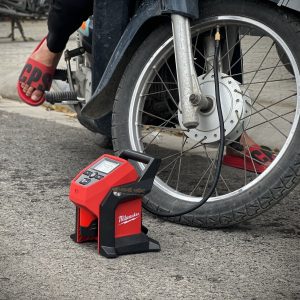 Milwaukee M12 BI-0 Máy Bơm Hơi (thân máy)