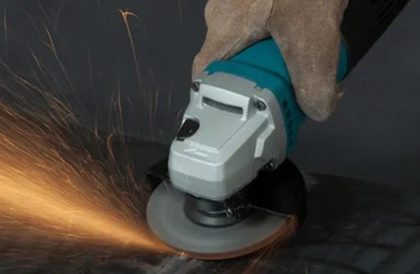 Makita M9504B Máy mài góc(100mm/570w/công tắc đuôi)