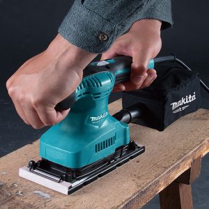 Makita 9032 Máy chà nhám vòng(9mmx533mm)