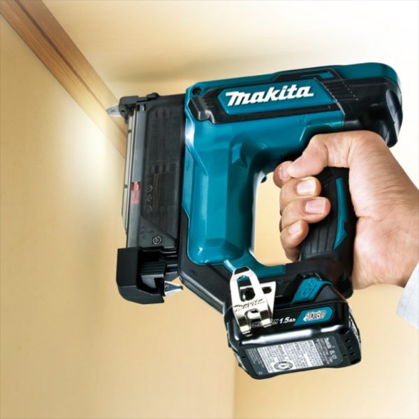 Makita PT354DSYJ Máy bắn đinh dùng pin(12v max) (kèm 01 pin + sạc)