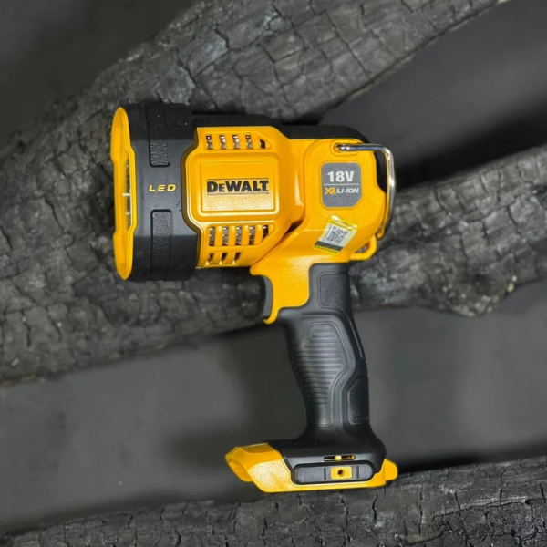 DCL043 Đèn Led Dùng Pin Dewalt   (không kèm pin sạc)